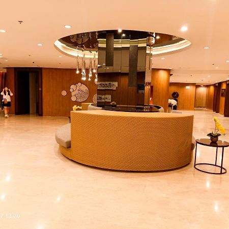 Shore 2 Residences 1Br Deluxe Room In Moa Complex Manila Exteriör bild