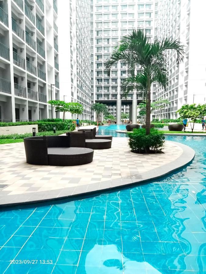 Shore 2 Residences 1Br Deluxe Room In Moa Complex Manila Exteriör bild