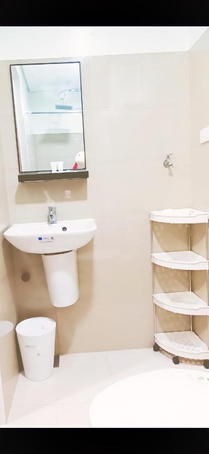 Shore 2 Residences 1Br Deluxe Room In Moa Complex Manila Exteriör bild